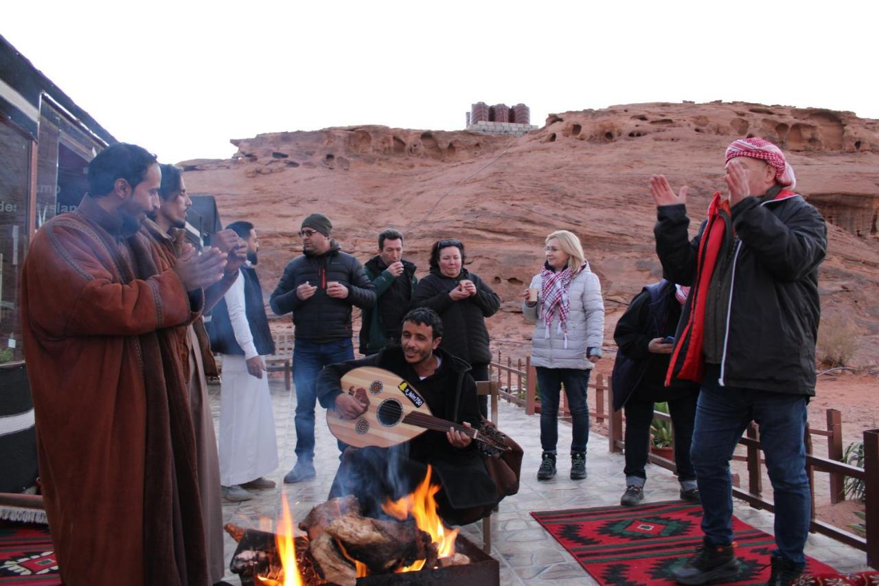 Desert Island Camp Wadi Rum Exterior foto